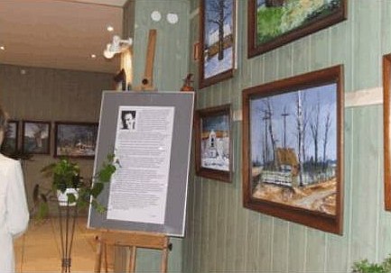 Wystawa w Gminnym Ośrodku Kultury w Mrozach